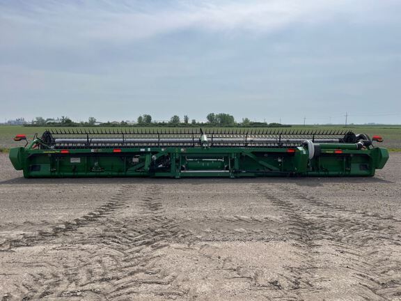 2024 John Deere RD40F Header Combine