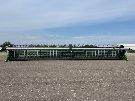 2024 John Deere RD40F Header Combine