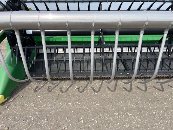 2024 John Deere RD40F Header Combine