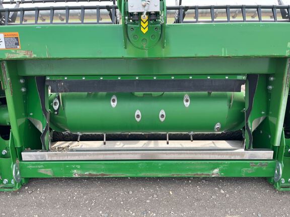 2024 John Deere RD40F Header Combine