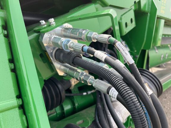 2024 John Deere RD40F Header Combine