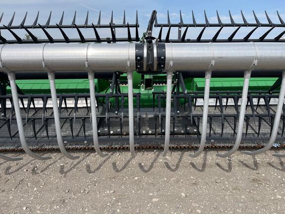 2024 John Deere RD40F Header Combine