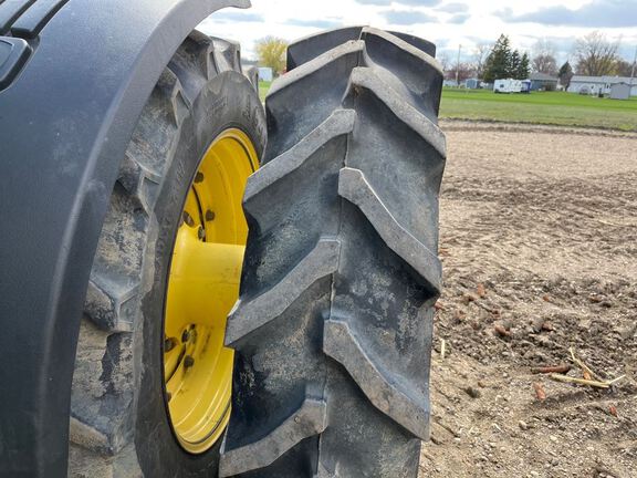 2009 John Deere 8295R Tractor