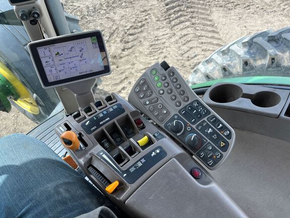 2009 John Deere 8295R Tractor
