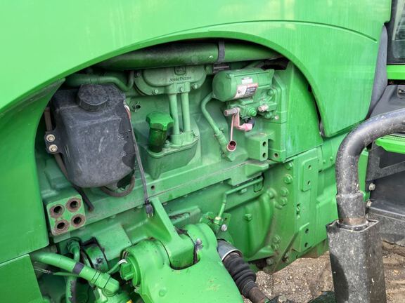 2009 John Deere 8295R Tractor