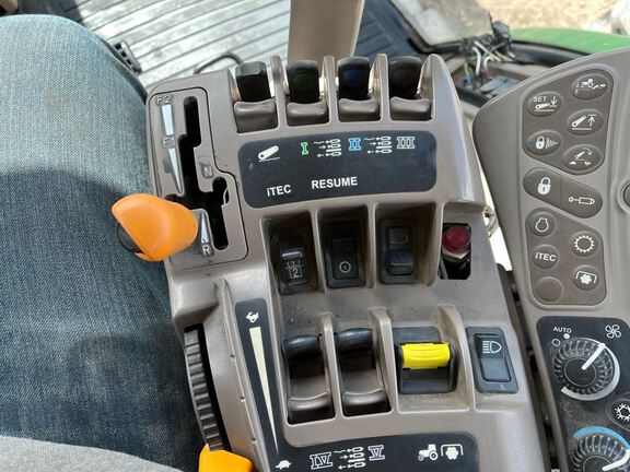 2009 John Deere 8295R Tractor