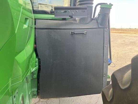 2020 John Deere 7210R Tractor