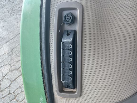 2020 John Deere 7210R Tractor