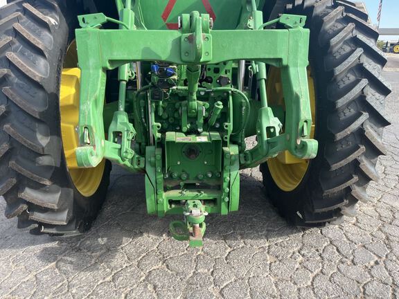 2020 John Deere 7210R Tractor