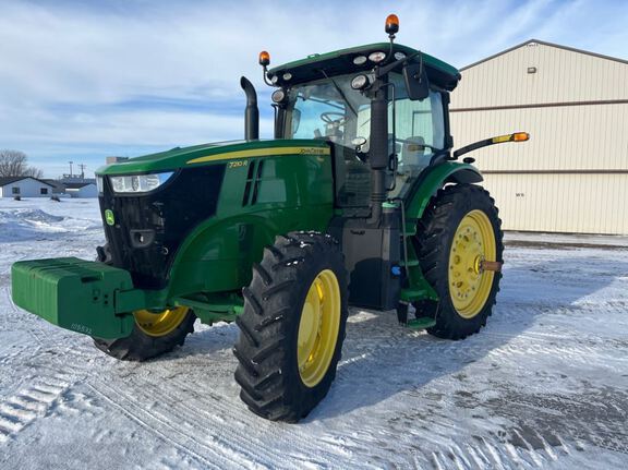2020 John Deere 7210R Tractor