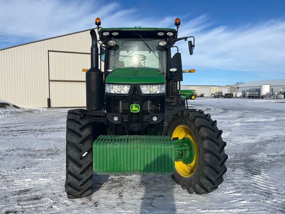 2020 John Deere 7210R Tractor