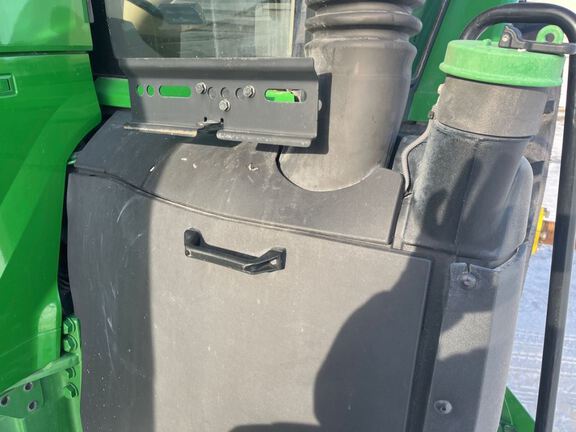 2020 John Deere 7210R Tractor