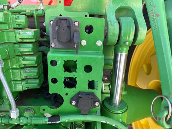 2020 John Deere 7210R Tractor