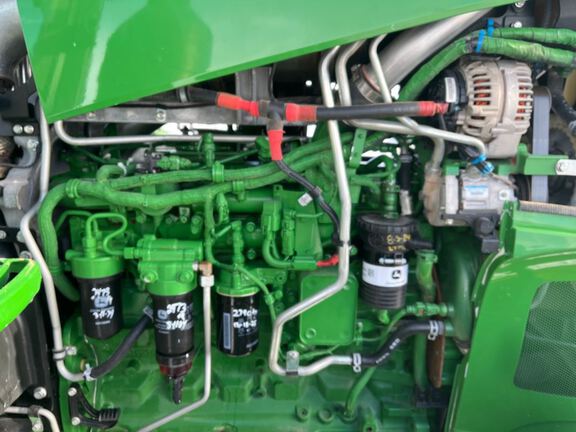 2020 John Deere 7210R Tractor