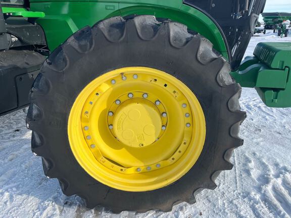 2020 John Deere 7210R Tractor