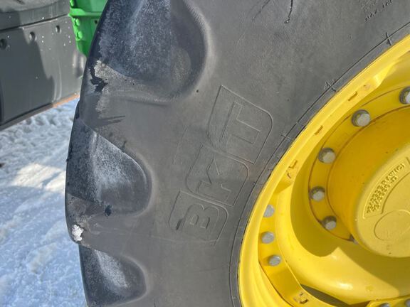 2020 John Deere 7210R Tractor