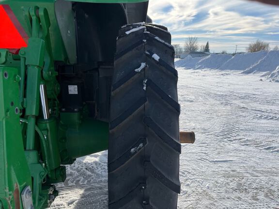 2020 John Deere 7210R Tractor