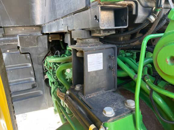 2020 John Deere 7210R Tractor