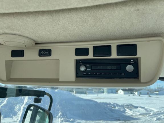 2020 John Deere 7210R Tractor