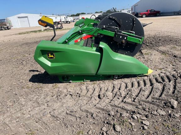 2023 John Deere RD40F Header Combine