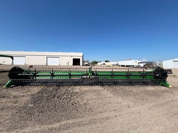 2023 John Deere RD40F Header Combine
