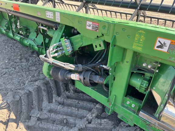 2023 John Deere RD40F Header Combine