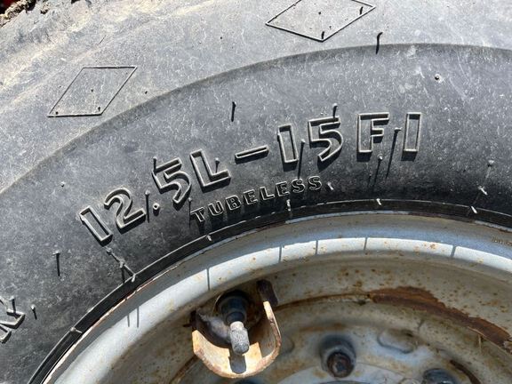 2009 Case 330 TURBO Misc