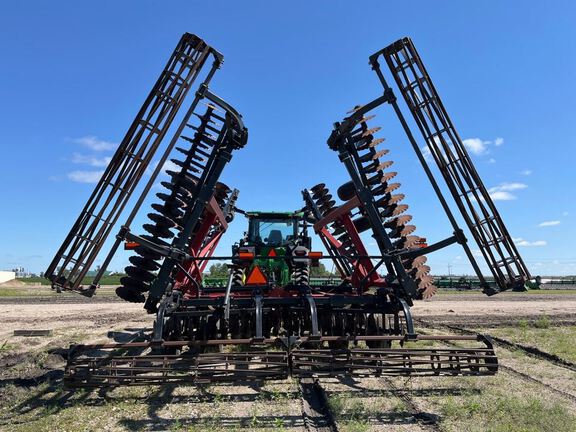 2009 Case 330 TURBO Misc