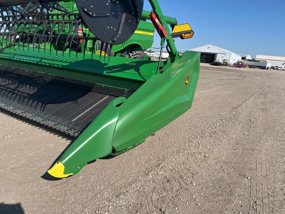 2022 John Deere HD45F Header Combine