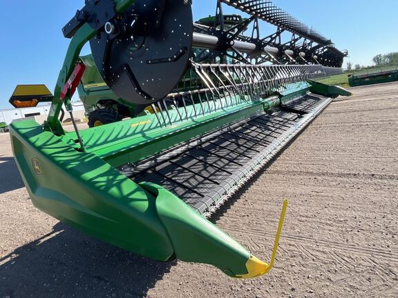 2022 John Deere HD45F Header Combine