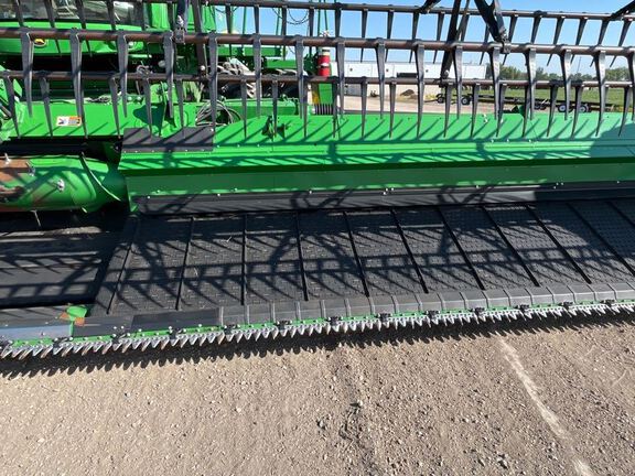 2022 John Deere HD45F Header Combine