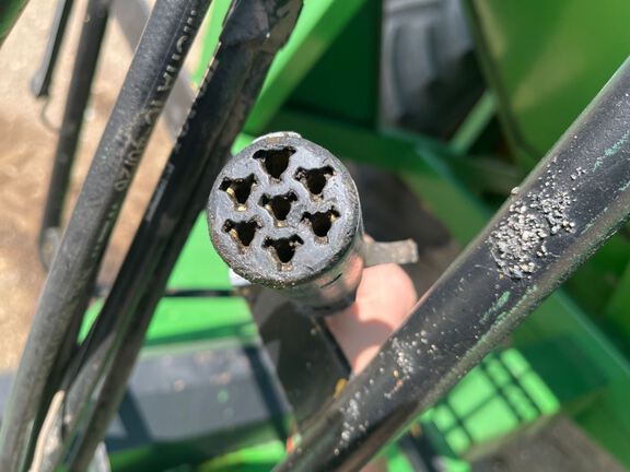 1995 E-Z Trail Z198415 Grain Cart