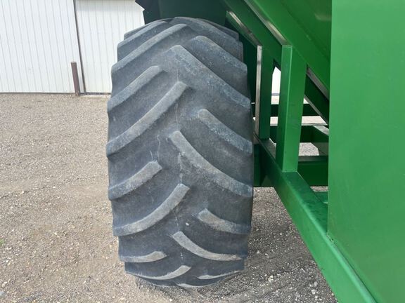 1995 E-Z Trail Z198415 Grain Cart