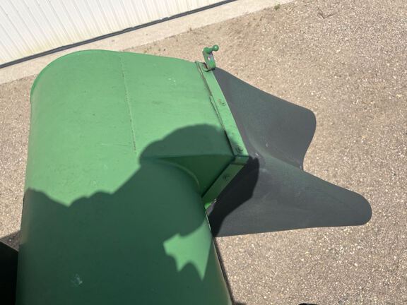 1995 E-Z Trail Z198415 Grain Cart