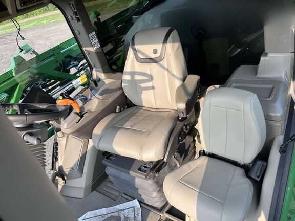 2025 John Deere 412R Sprayer/High Clearance