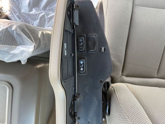 2024 John Deere 8R 280 Tractor