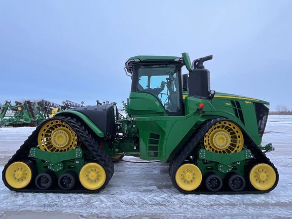 2023 John Deere 9RX 590 Tractor Rubber Track