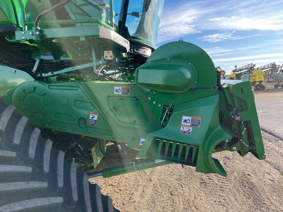 2024 John Deere X9 1000 Combine