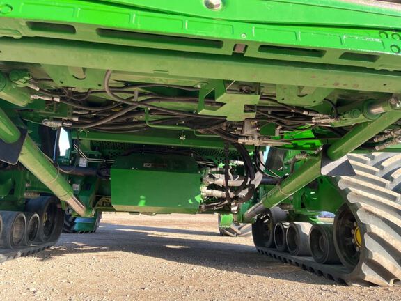 2024 John Deere X9 1000 Combine