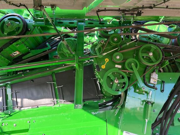 2024 John Deere X9 1000 Combine