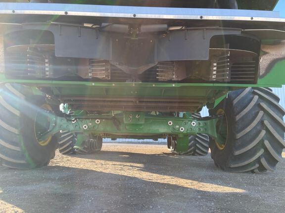 2024 John Deere X9 1000 Combine