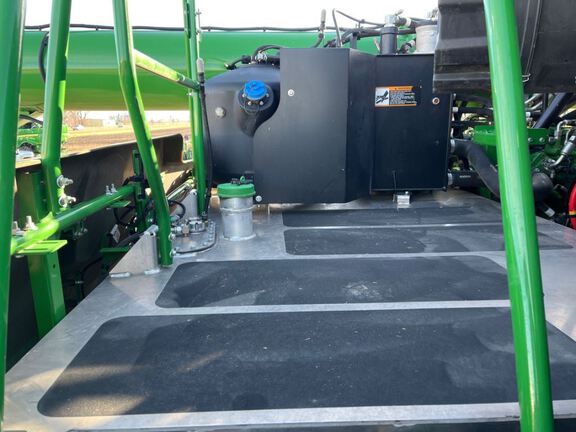 2024 John Deere X9 1000 Combine