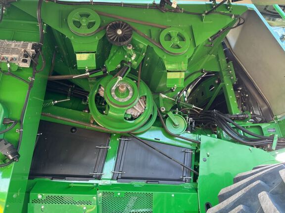 2024 John Deere X9 1000 Combine