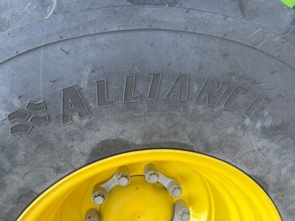 2024 John Deere X9 1000 Combine