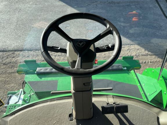 2024 John Deere X9 1000 Combine