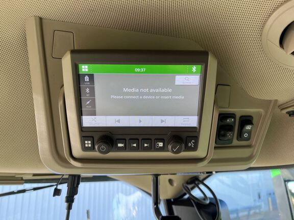 2024 John Deere X9 1000 Combine