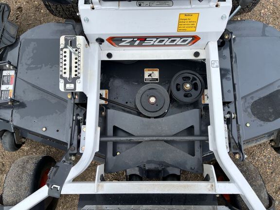2024 Bobcat ZT3000 Mower/Zero Turn