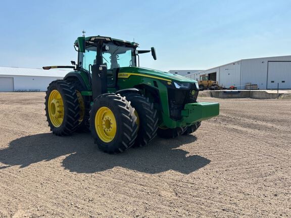 2023 John Deere 8R 370 Tractor