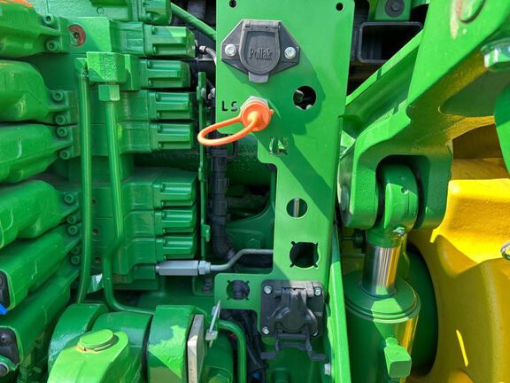 2023 John Deere 8R 370 Tractor