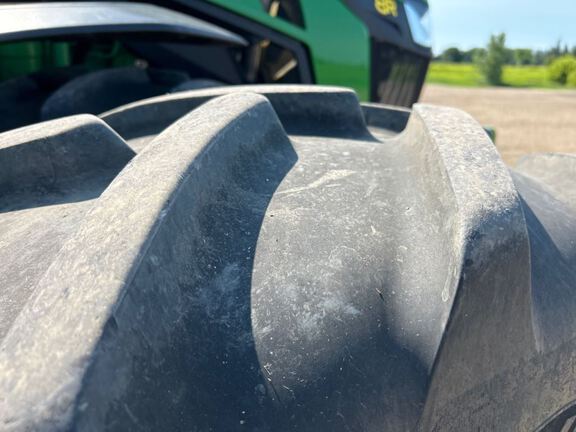 2023 John Deere 8R 370 Tractor